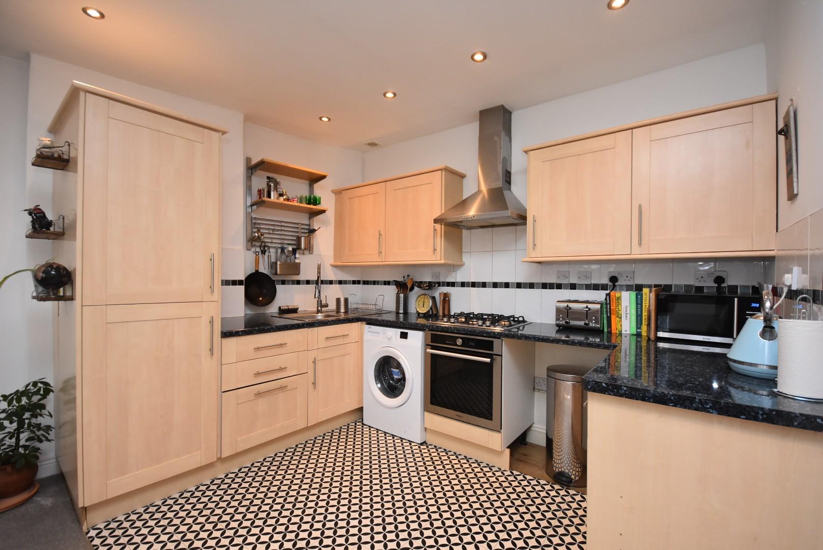Flat 3, Portman House, 12 Royal Buildings, Penarth, CF64 3ED